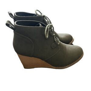 Nautica women’s bootie wedge